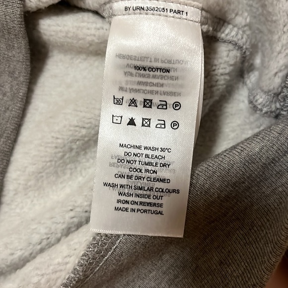 Alexa Chung Love Me Crewneck - Picture 5 of 6